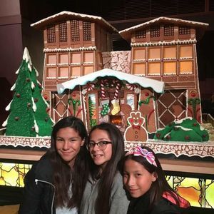 Meet your Posher, Amalia